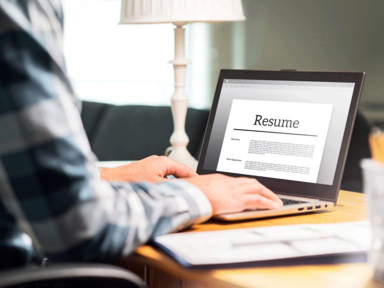 Building Your Best Resume – 8 Tips that Can Get You Shortlisted